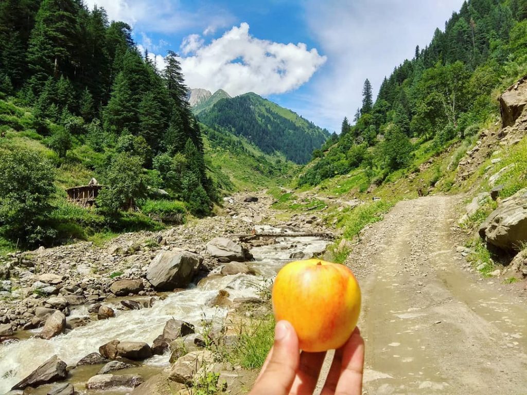 Ratti-Gali-Lake-Kashmir-Pakistan