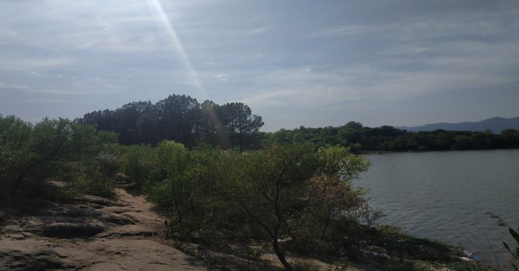 hiking_track_rawal_dam_islamabad